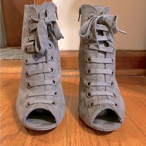 Fiona  Gray, faux suede, peep toe boot, stacked heel. Great with skinny jeans !